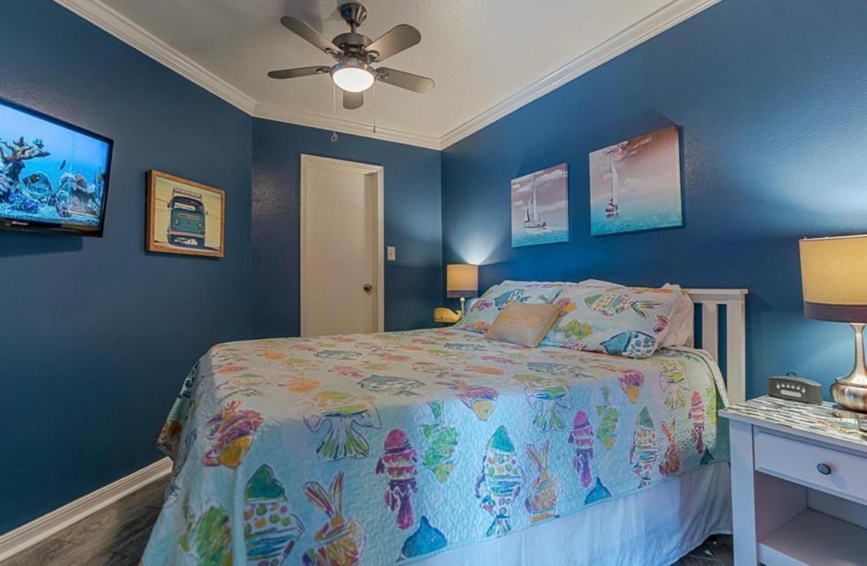 Beach Escape - Top Floor Ocean Views - Heated Pool - Seawall Blvd 加尔维斯敦 外观 照片